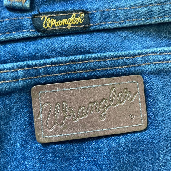 Vintage 90s Wrangler Jeans 36x34 – Made in USA – Cowboy Cut Denim - Picture 5 of 12